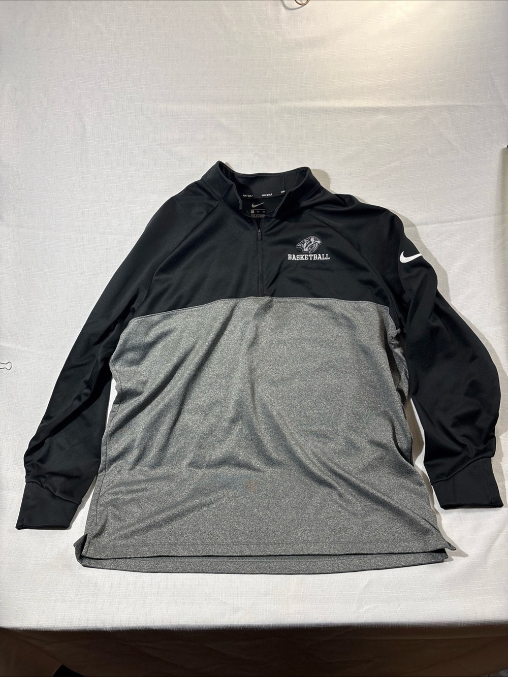 Plymouth Wildcats Basketball Nike Men’s 2XL Black & Gray 1/4 Zip Sweatshirt